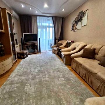 Довгострокова оренда двокімнатної квартири в центрі, вул. Хрещатик 214