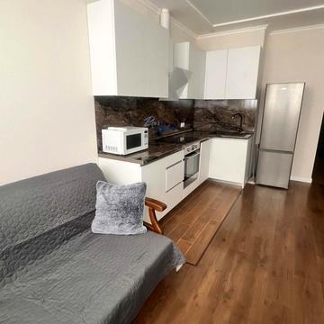 Академіка Заболотного вул., 15-Б