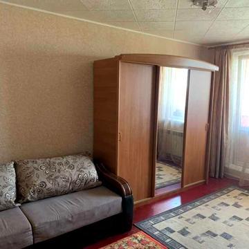 Продам  1 к. квартиру на Салтовке м. "Салтовская" Тракторостроителей