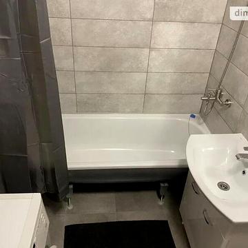 Довгострокова оренда 3к Квартира Зоряна (Арцеулова) вулиця