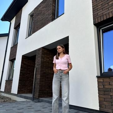 8 Березня вул., 29