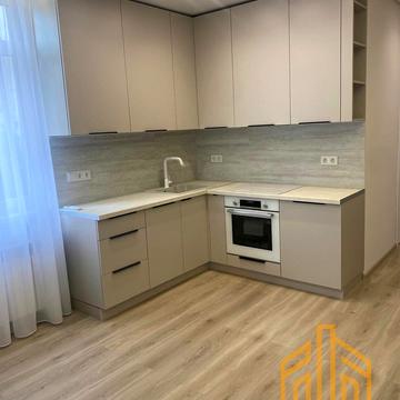 Андрія Бачинського вул., 92