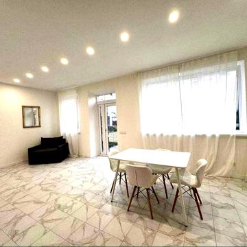 Оренда будинку Козин