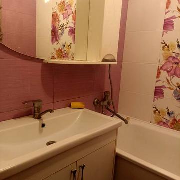 Продам 2к цегляний будинок