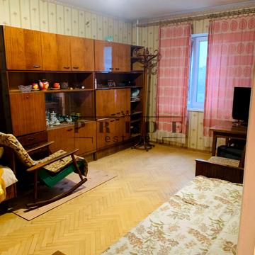 Червоної Калини просп. (Володимира Маяковського), 28