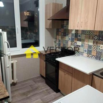 Хорольський пров., 12