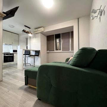 Лєскова вул., 6