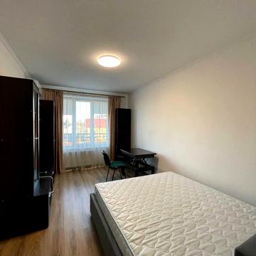 Княгині Ольги вул., 100л