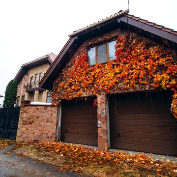 Сонячна вул.