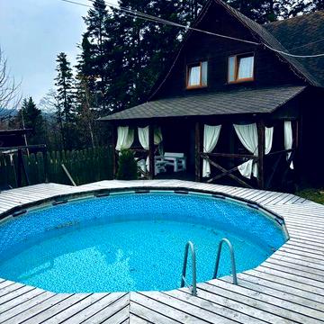 Продаж будинку з басейном в Мигово. Можливо під бізнес