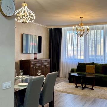 Антоновича вул. (Горького), 74