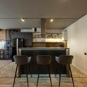 Глибочицька вул., 13