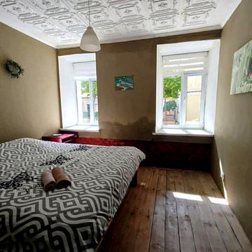 Воздвиженська вул., 60В