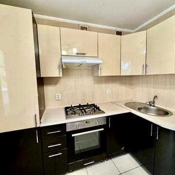 Здається чудова 1 кімната квартира район Академічний.