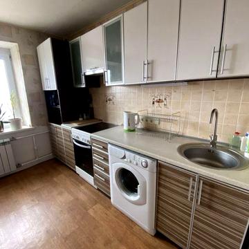 Сдам 2-х комнатную квартиру м.Дворец Спорта