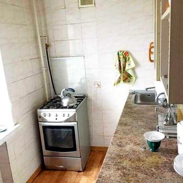 Оренда 3 кім., метро Лівобережна, Русанівська наб. 4/1. Без комісії.