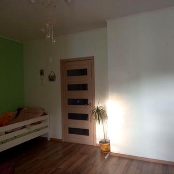 Пилипа Орлика вул., 1