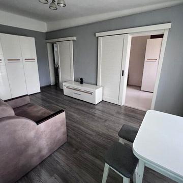 Гетьмана Кирила Розумовського вул. (Миколи Краснова), 8