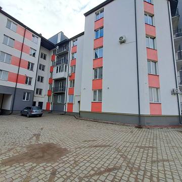 Сонячна вул., 19а