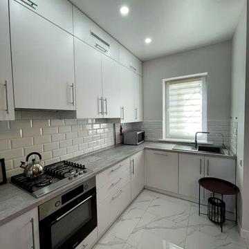 Нові Петрівці. Таун Хаус з ремонтом