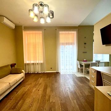 Ділова вул. (Димитрова), 16