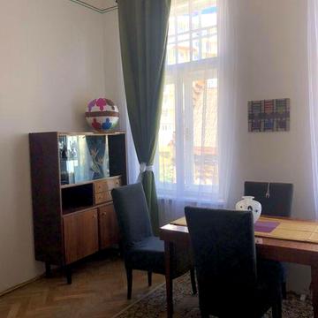 Здається 1 кімнатна квартира на пл. Князя Святослава