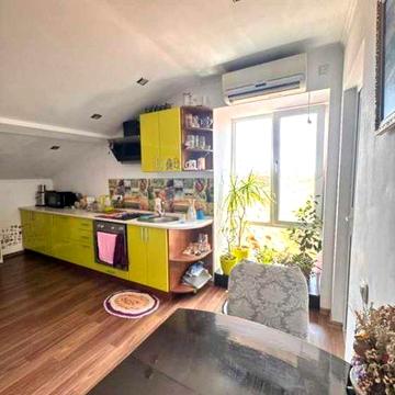 В продаже уникальная двухуровневая квартира в самом сердце Одессы!