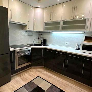 Свободи просп., 30-Б