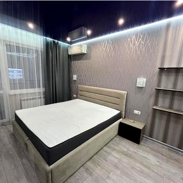 Сухумська вул., 11