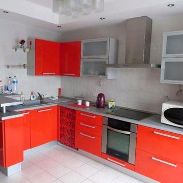 Олени Пчілки вул., 2-Б