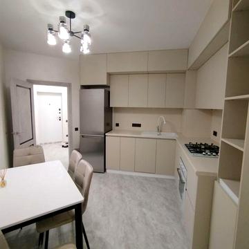 Оренда Просторої квартири .Центр. Новобудова