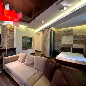 Верховинна вул., 35