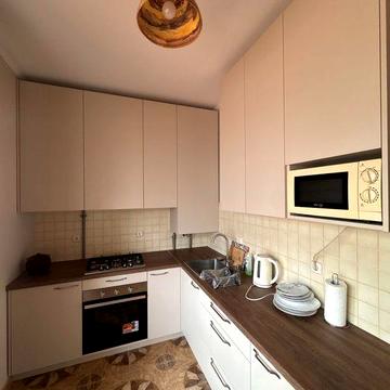 Оренда 2к квартири у самому центрі міста, з тересою