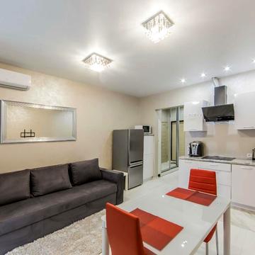 Михайла Максимовича вул. (Онуфрія Трутенка), 24