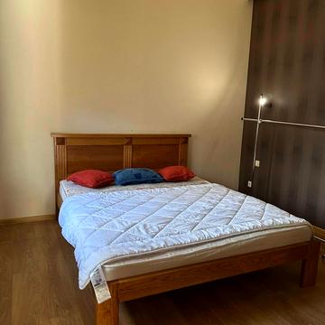 Івана Карпинця вул. (), 4а