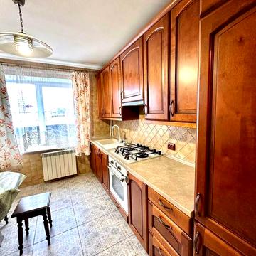 Оренда 3 кімнатної квартири на вул. Лазаренка/Сахарова