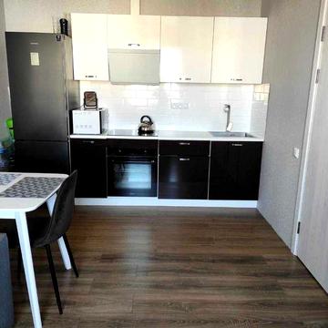 Продам 1 квартиру,ЖК Радужный,Дворец спорта,Льва Ландау,52а(код 15105) ЖК Радужный