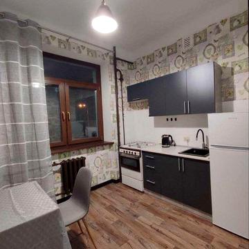 1-к. Печерськ, ст. м. "Звіринецька", вул. Бойчука 15