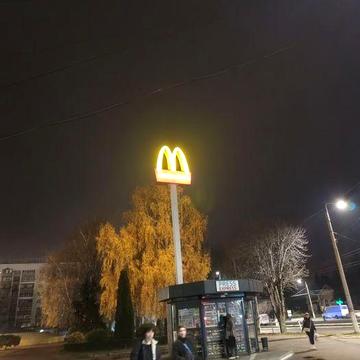 Продам 1 комнатную квартиру район Макдональса