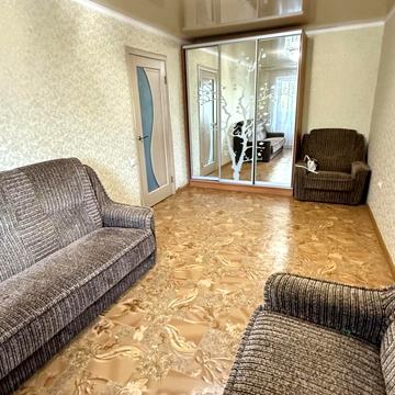 12-та Поздовжня вул., 14а