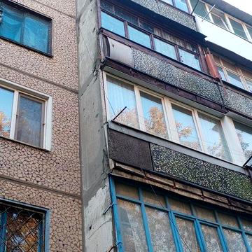 Продам 2х комнатну вул Мухиной 6 ( район Дружбы)