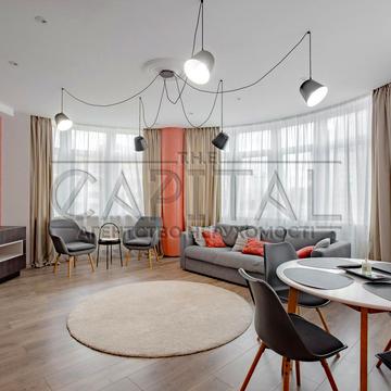 Полтавська вул., 10