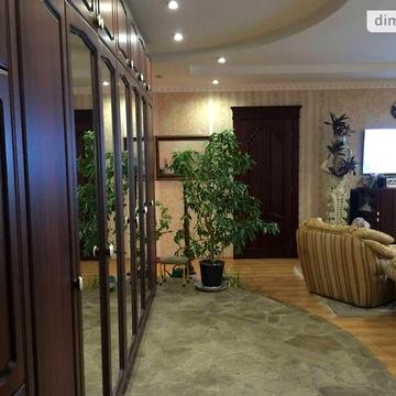 Продаж 3к Квартира Бузький бульвар