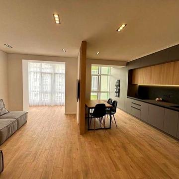 Оренда стильної 2 км квартири поруч з стометрівкою