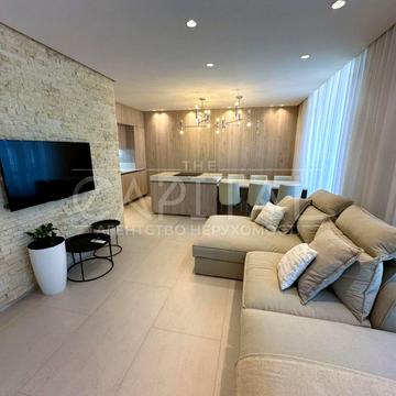 Джона Маккейна вул. (Івана Кудрі), 7