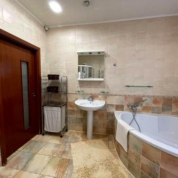 Церковна вул. (Каліниченка), 21