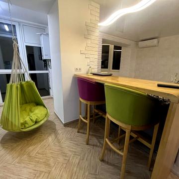 Михайла Грушевського просп., 191-В