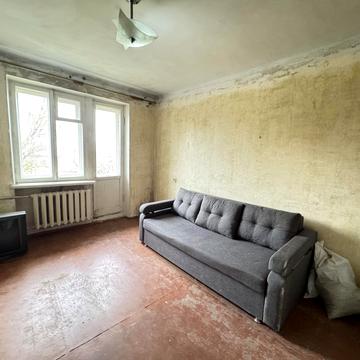 Богдана Хмельницького вул., 1