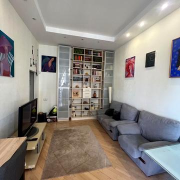 Михайлівська вул., 22-А