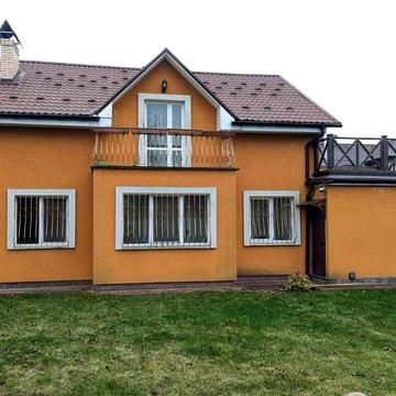 Берковець, вул. Садова 18-а, поруч Лавіна-молл, Стеценка, Академ.